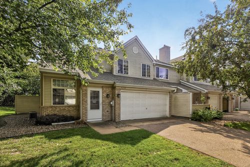 9245 Troon Ct, Woodbury, MN, 55125-7713 | Card Image