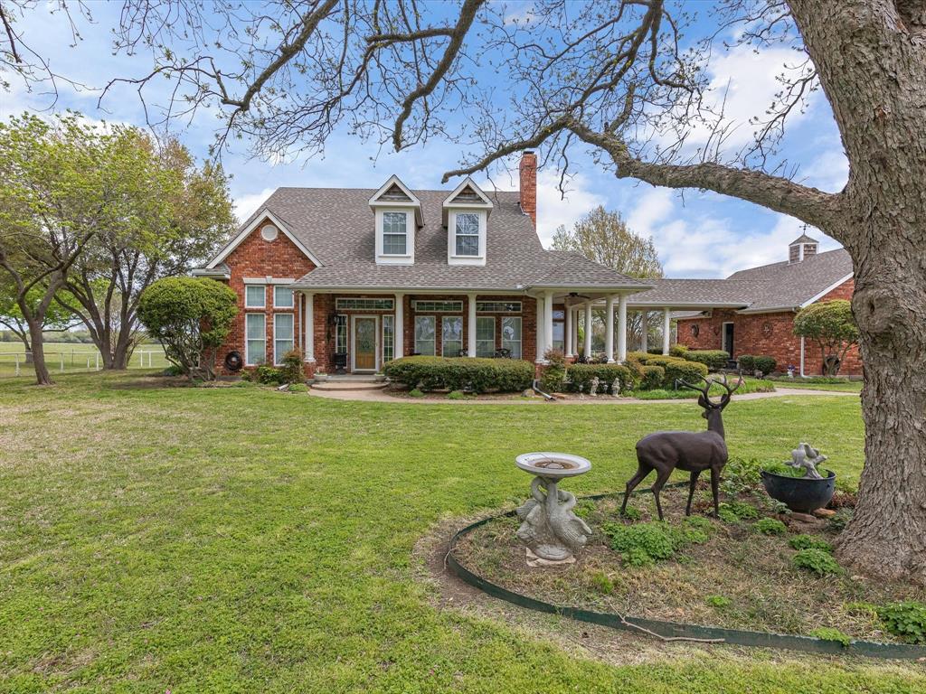 1302 Fm 55, For Sale in Blooming Grove Zoocasa