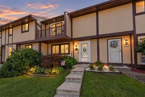203 Walden Way, Imperial, PA, 15126-9638 | Card Image