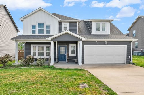 1116 Eagles View Dr, Clarksville, TN, 37040-2701 | Card Image