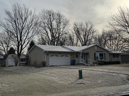 207 N Pleasant St, Ohio, IL, 61349-9537 | Card Image