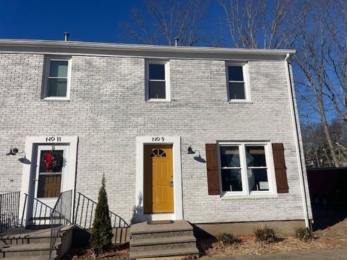 9-9 Riverbank Cir, Haverhill, MA, 01835-6983 | Card Image