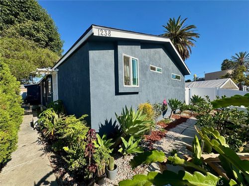 1238 Magnolia Ave, Long Beach, CA, 90813-2978 | Card Image