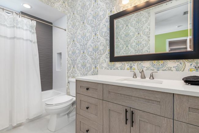 412 Pheasant Way, House other with 4 bedrooms, 3 bathrooms and null parking in SARASOTA FL | Image 25