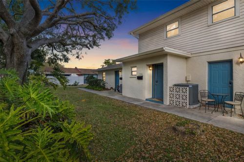 7256 Moffatt Ln N, PINELLAS PARK, FL, 33781-4827 | Card Image