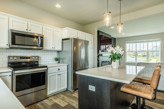 6111 E Red Oak Trail, House other with 3 bedrooms, 3 bathrooms and null parking in MCFARLAND WI | Image 9
