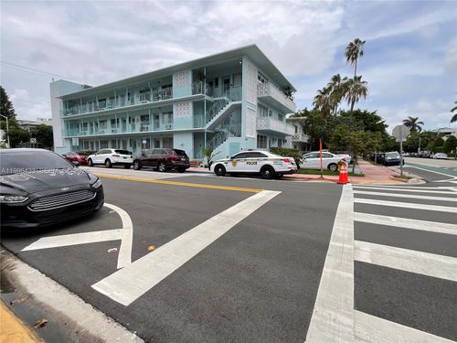 apt-15-1004 Pennsylvania Ave, Miami Beach, FL, 33139-4938 | Card Image