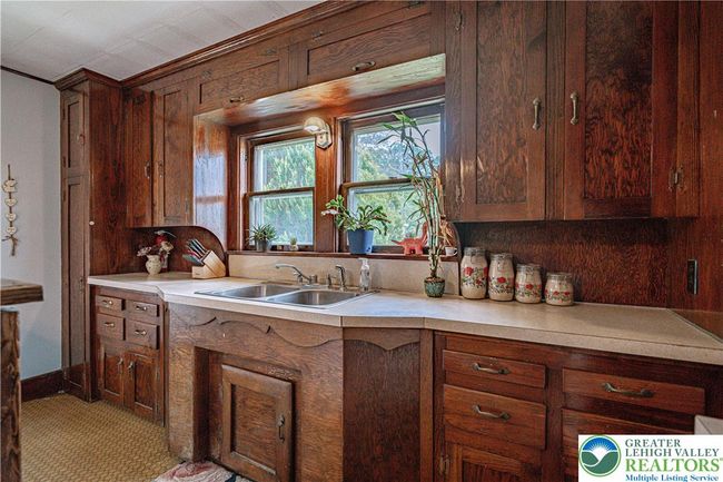 636 School Rd, House other with 2 bedrooms, 1 bathrooms and null parking in Nazareth PA | Image 19