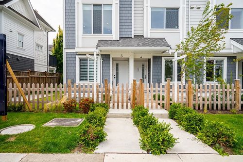 4-2525 156 St, Surrey, BC, V4P1C7 | Card Image