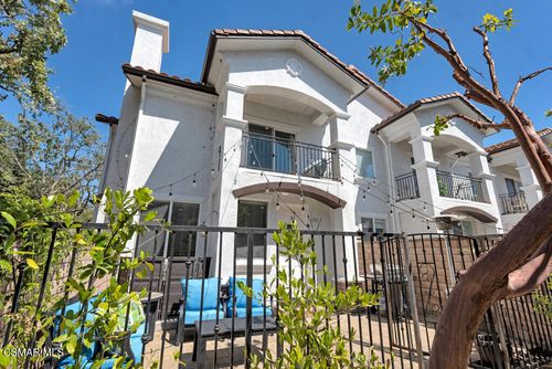 2391 Chiquita Ln, Thousand Oaks, CA, 91362-3104 | Card Image
