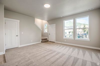 1041 S 2800 E, Townhouse with 3 bedrooms, 2 bathrooms and 2 parking in Spanish Fork UT | Image 2