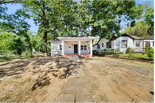 2118 S Pine St, Little Rock, AR, 72204-3979 | Card Image