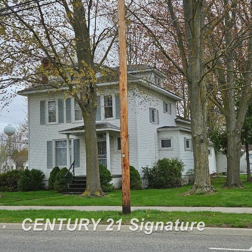 205 S Midland St, Merrill, MI, 48637-2537 | Card Image