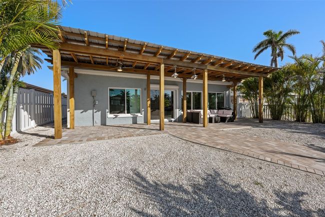 17730 Long Point Dr, House other with 3 bedrooms, 2 bathrooms and null parking in REDINGTON SHORES FL | Image 32