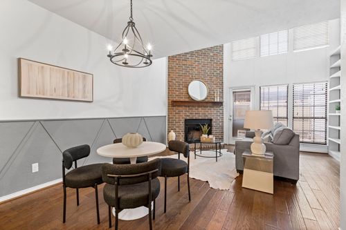 1105-9910 Royal Ln, Dallas, TX, 75231-1823 | Card Image