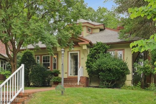 87 Courter Ave, Maplewood, NJ, 07040-2819 | Card Image