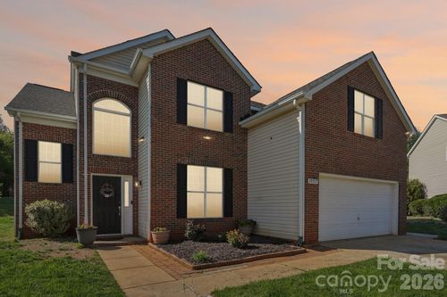 13317 Emerald Branch Ln, Charlotte, NC, 28273-6987 | Card Image