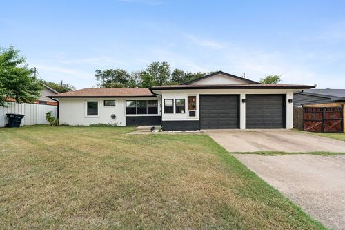 1512 Cloverdale Dr, Fort Worth, TX, 76134-1713 | Card Image