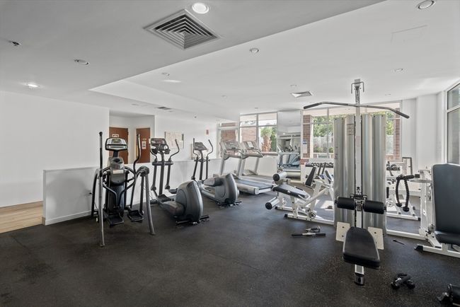 PH1 - 950 Massachusetts Ave, Condo with 2 bedrooms, 2 bathrooms and 1 parking in Cambridge MA | Image 17