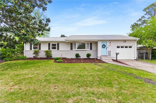 953 Carriage Hill Rd, Virginia Beach, VA, 23452-6318 | Card Image