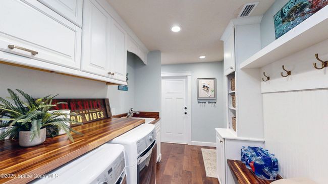 211 Jamaica Dr, House other with 3 bedrooms, 3 bathrooms and null parking in Cocoa Beach FL | Image 32