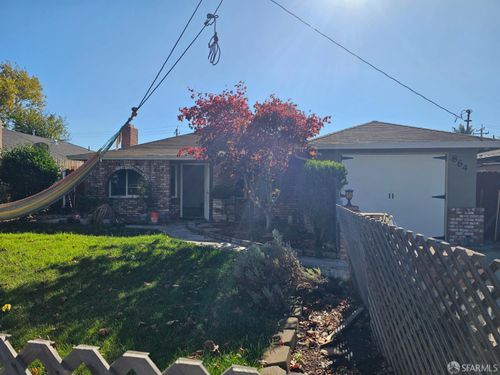 864 Lester Ave, Hayward, CA, 94541-5904 | Card Image