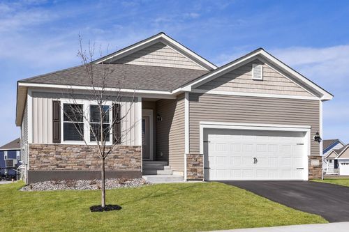 10213 Twin Lakes Pkwy Nw, Elk River, MN, 55330-7525 | Card Image