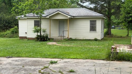 260 N Davis St, Forest, MS, 39074-3552 | Card Image