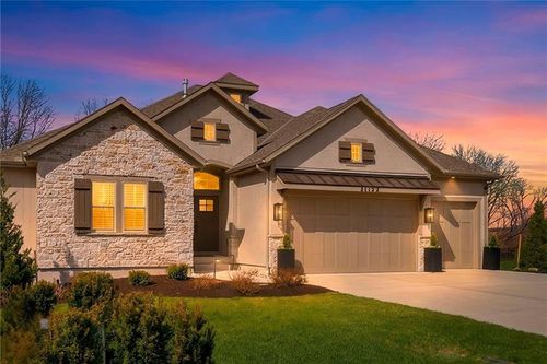 21122 189th Ct, Spring Hill, KS, 66083-4600 | Card Image