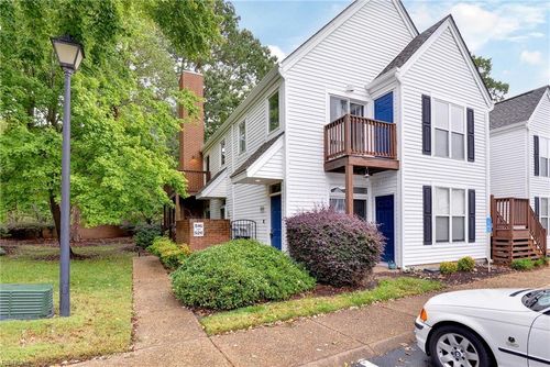 526 Ironwood Drive, Yorktown, VA, 23693 | Card Image