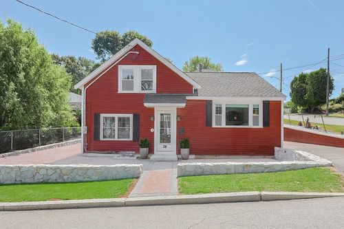 38 Gibbons St, Melrose, MA, 02176-4720 | Card Image