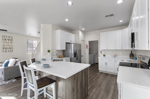 1433 N 80th Ln, Phoenix, AZ, 85043-1114 | Card Image