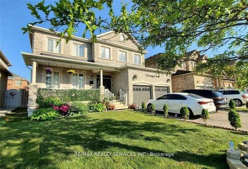 3 Lexington Rd, Brampton, ON, L6P2A9 | Card Image