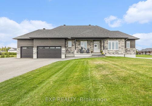 145 Harold Jones Way, Ashton, ON, K0A1B0 | Card Image