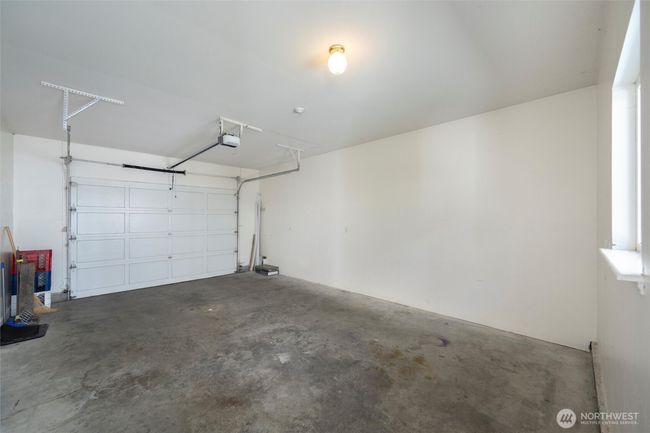 1 car garage with room for storage | Image 29