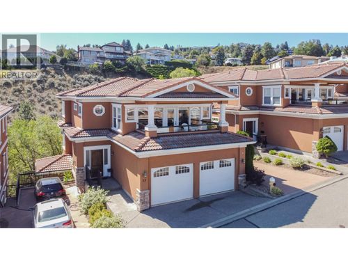 13-875 Sahali Terr, Kamloops, BC, V2C6W8 | Card Image