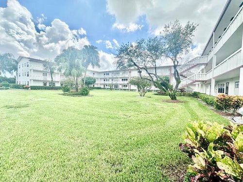 583 Fanshaw N, Boca Raton, FL, 33434-6143 | Card Image