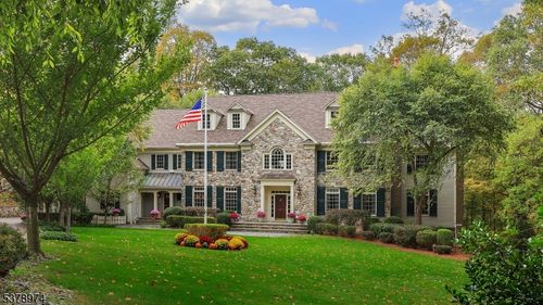 23 Charlotte Hill Dr, Bernardsville, NJ, 07924-2000 | Card Image