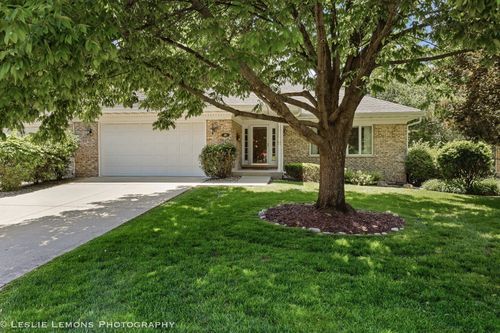 46 Coventry Chase, Joliet, IL, 60431-9250 | Card Image