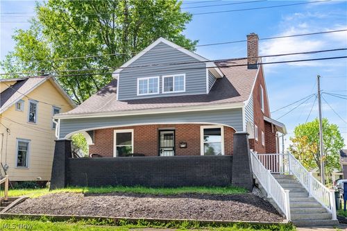 918 15th St Nw, Canton, OH, 44703-3012 | Card Image