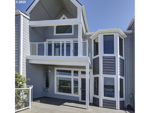 1455 Se Columbia Way, Vancouver, WA, 98661-3818 | Card Image