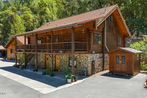 8155 Rogue River Hwy, Grants Pass, OR, 97527-4302 | Card Image