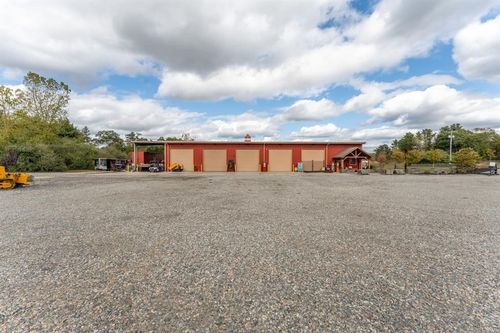 4 Nora Lane, Pomfret, CT, 06258 | Card Image