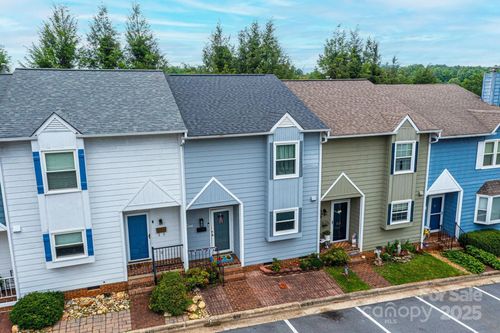 617 College Ave Sw, Lenoir, NC, 28645-5406 | Card Image