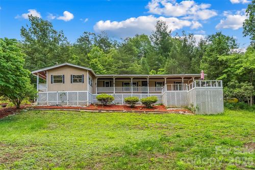 72 Paradise Ln, Old Fort, NC, 28762-9218 | Card Image