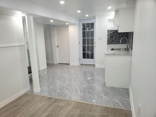 89 Glamis Rd, Cambridge, ON, N1R6S3 | Card Image