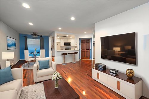 3021 Chipwood Ct, Spring Valley, CA, 91978-1966 | Card Image