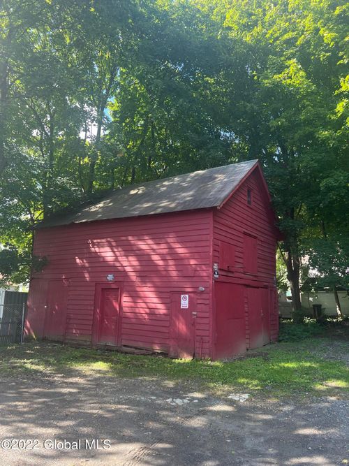 barn-41 S Main St, Voorheesville, NY, 12186-9679 | Card Image