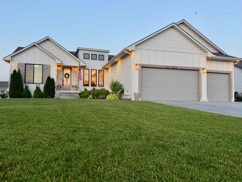 2604 Pebble, Andover, KS, 67002-7670 | Card Image