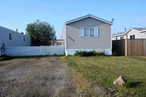 9718 108 Ave, Clairmont, AB, T8X5E4 | Card Image